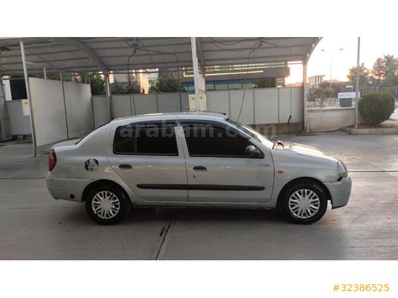 Sahibinden Renault Clio 1.4 RNA 2000 Model