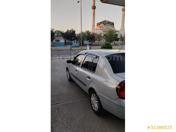 Sahibinden Renault Clio 1.4 RNA 2000 Model