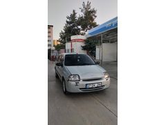 Sahibinden Renault Clio 1.4 RNA 2000 Model