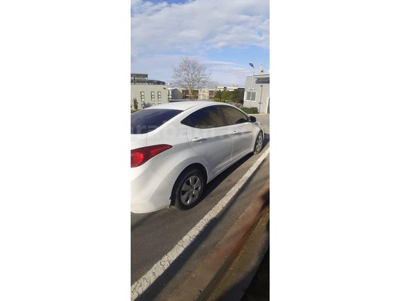 Sahibinden Hyundai Elantra 1.6 D-CVVT Mode 2011 Model İstanbul