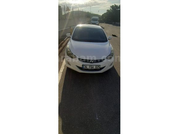 Sahibinden Hyundai Elantra 1.6 D-CVVT Mode 2011 Model İstanbul