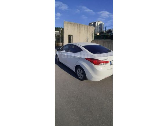 Sahibinden Hyundai Elantra 1.6 D-CVVT Mode 2011 Model İstanbul
