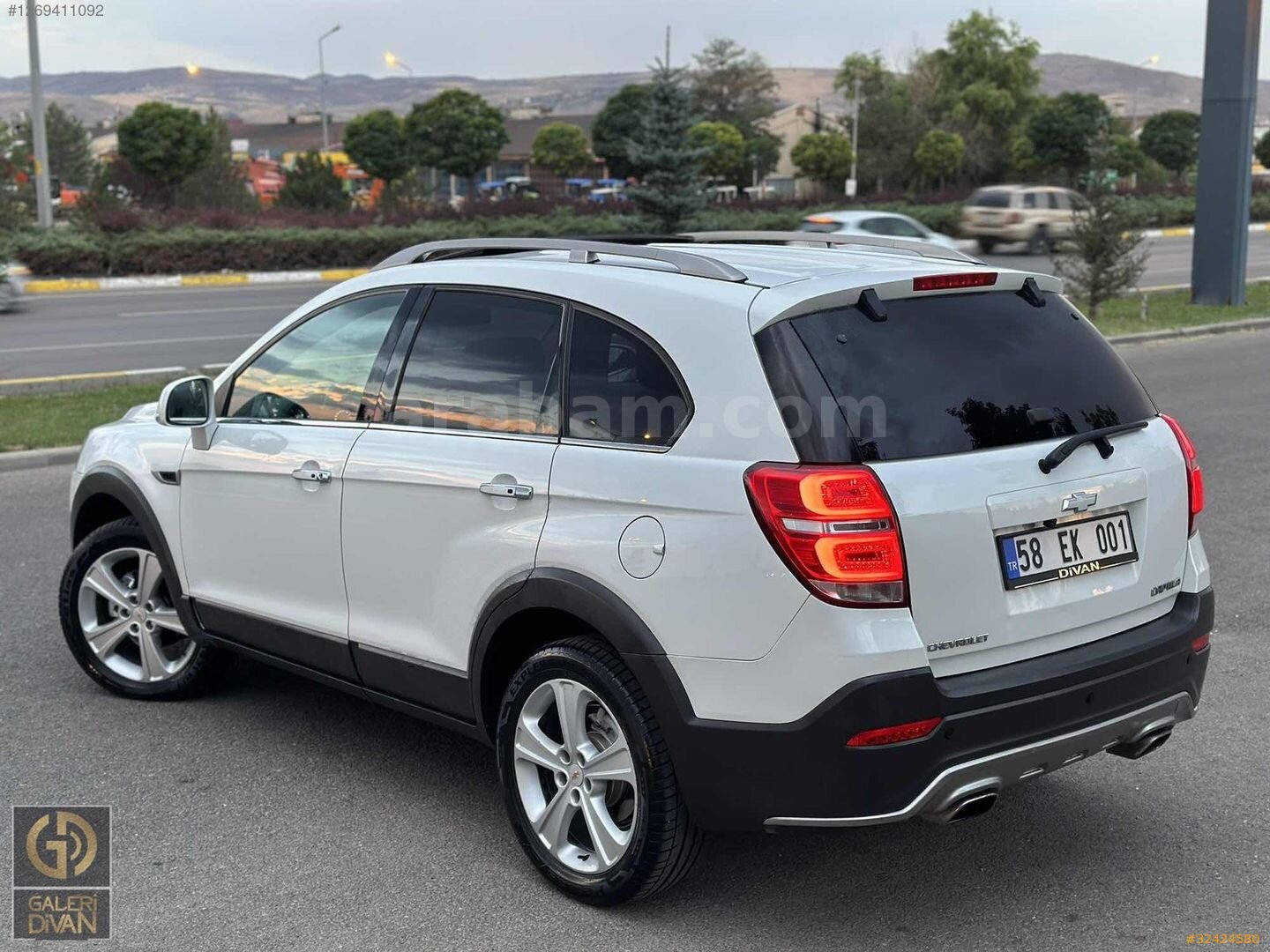 2013 CHEVROLET CAPTİVA 2.0 D LTZ - 7 KİŞİLİK - SUNROOF - 1 BOYA 2