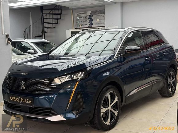 AKBAŞ PLAZADAN BOYASIZ 1.5 BLUEHDI 23 BİN KM DE ALLURE CAM TAVAN