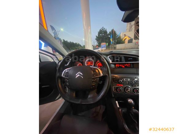 Sahibinden Citroen C4 1.6 VTI Confort Plus 2011 Model 