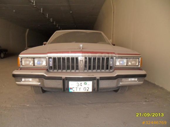 Meraklisina 1984 model Pontiac  Parisienne Station wagon..
