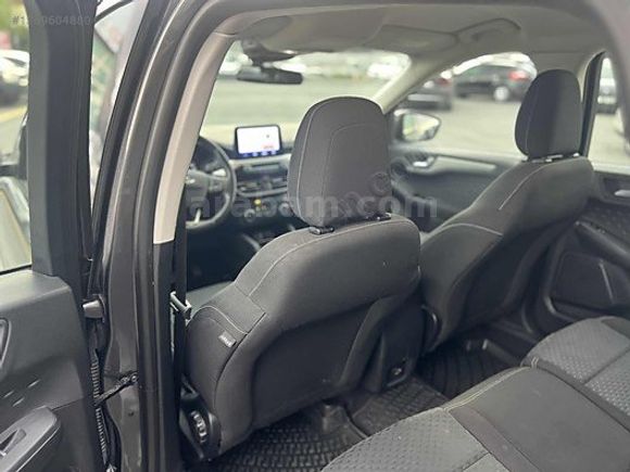2020 FORD KUGA 1.5ECO BLUE STYLE BAKIMLI VE DÜZGÜN AİLE ARACI