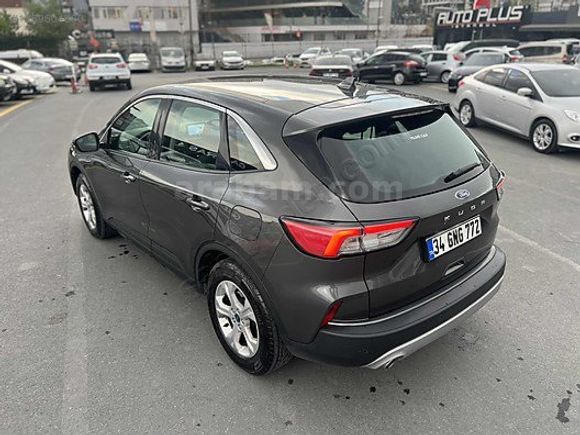 2020 FORD KUGA 1.5ECO BLUE STYLE BAKIMLI VE DÜZGÜN AİLE ARACI