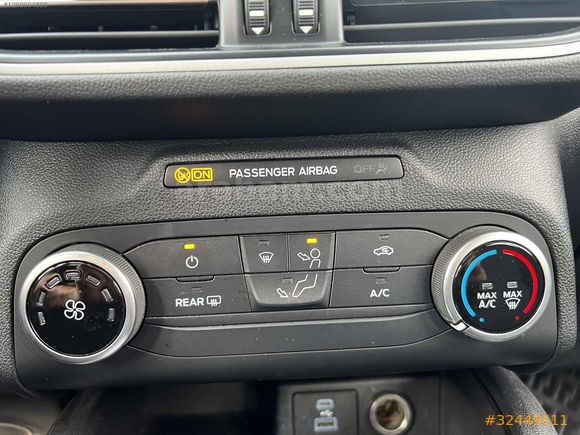 2020 FORD KUGA 1.5ECO BLUE STYLE BAKIMLI VE DÜZGÜN AİLE ARACI