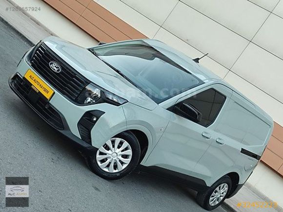 ALC AUTO'DAN HATASIZ BOYASIZ 2024 FORD COURİER 1.0 OTOMATİK