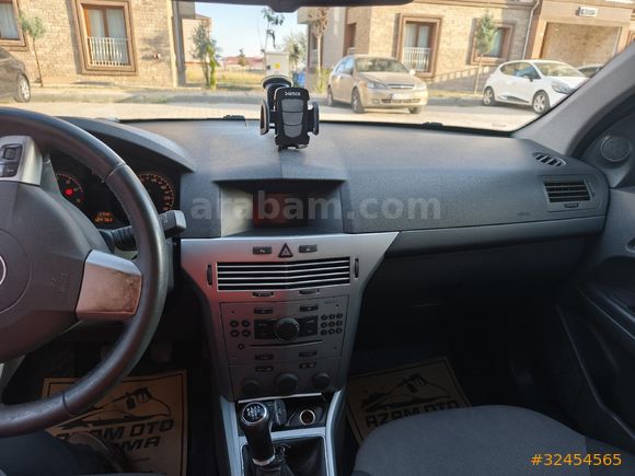 Sahibinden Opel Astra 1.6 Essentia 2011 Model
