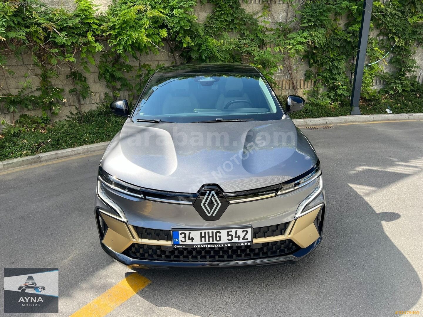 Galeriden Renault Megane E-Tech Iconic 2023 Model İstanbul 21.000 km Gri 2