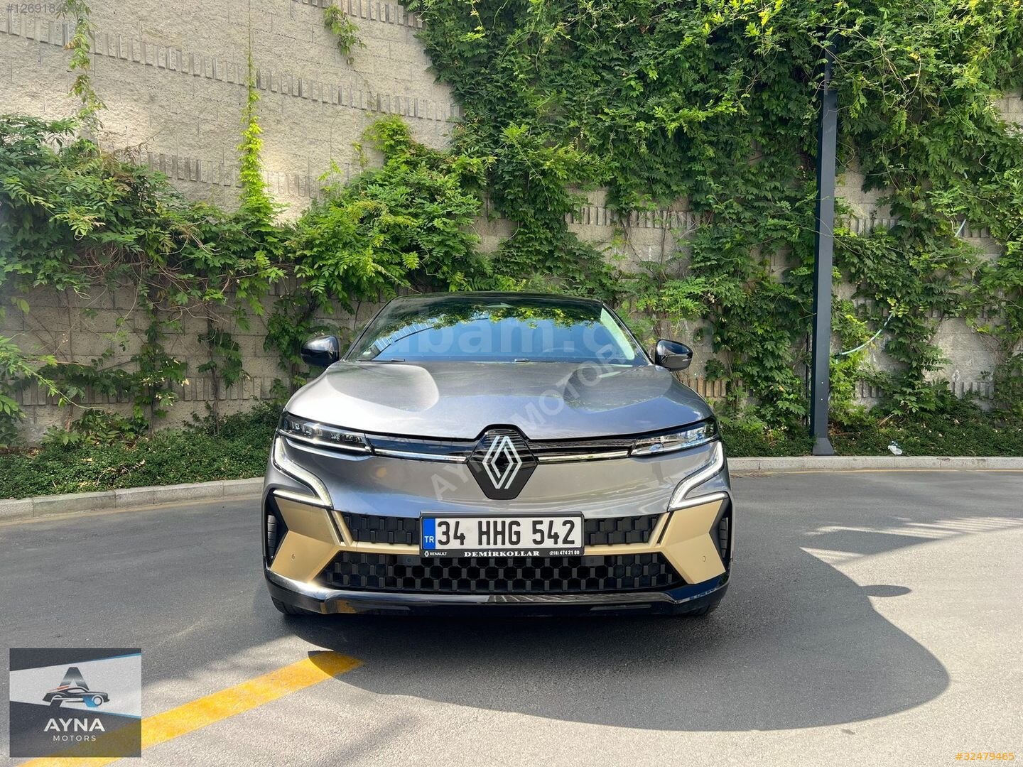 Galeriden Renault Megane E-Tech Iconic 2023 Model İstanbul 21.000 km Gri 3