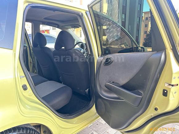 Sahibinden Honda Jazz 1.4 ES 2005 Model 