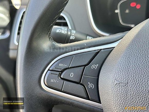 2024 RENAULT MEGANE 1.3 TCE TOUCH 51 BİN KM DEĞİŞENSİZ