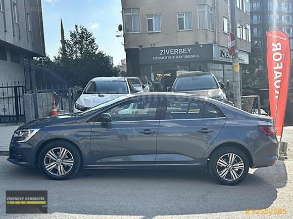 2024 RENAULT MEGANE 1.3 TCE TOUCH 51 BİN KM DEĞİŞENSİZ