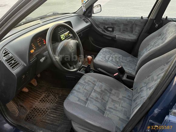 Peugeot 306