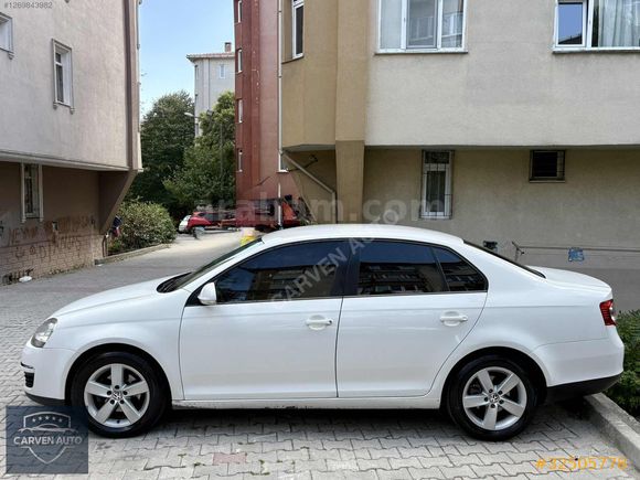 CARVEN AUTO'DAN 2011 JETTA 1.6 TDİ OTOMATİK DÜŞÜK KM
