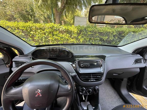  Peugeot 208 1.4 HDi Access 2012 Model düşük km