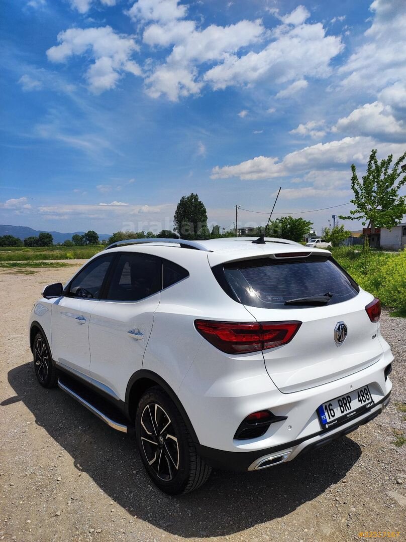 2023 MG ZS LUXURY PLUS Hatasız, Kazasız, Full Paket ! Sahibinden 3