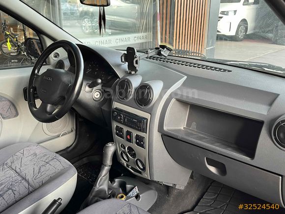 ÇINAR'DAN 2007 MODEL DACİA LOGAN 1.5 DCİ DİZEL TEMİZ BAKIMLI