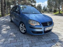 Sahibinden Volkswagen Polo 1.4 Trendline 2006 Model 
1 parça değişen 
3 parça boya mevcut
İrtibat 05373503488
