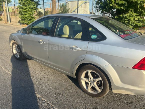 Sahibinden Ford Focus 1.6 Trend 2010 Model İstanbul