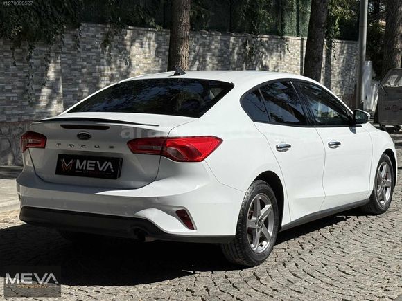 Meva Otomotiv'den Focus Sedan+225bin KM+ 1.5 Ecoblue TrendX