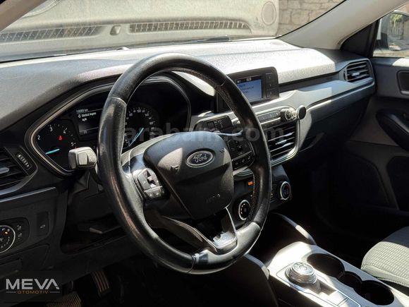 Meva Otomotiv'den Focus Sedan+225bin KM+ 1.5 Ecoblue TrendX