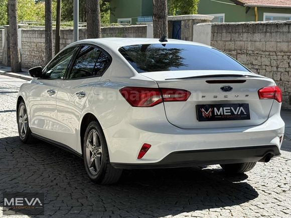 Meva Otomotiv'den Focus Sedan+225bin KM+ 1.5 Ecoblue TrendX
