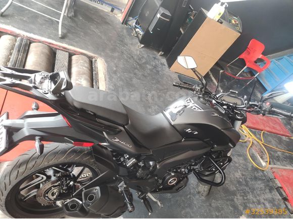 Bajaj Dominar 400 UG 2024 çıkışlı