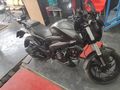 Bajaj Dominar 400 UG 2024 çıkışlı
