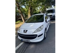 Sahibinden Peugeot 207 1.4 VTi Trendy 2009 Model  155.000 km Beyaz