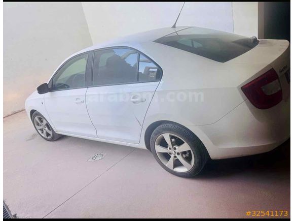 Sahibinden Skoda Rapid 1.6 TDI Elegance 2015 Model 