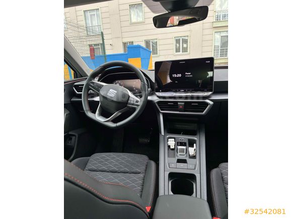 2025 MODEL LEON 1.5PHEV 204HP ŞARJ EDİLEBİLİR MODEL!!