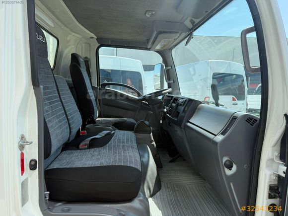 ÇELEN OTOMOTİV DEN 2011 MODEL NPR 8 KAPALI KASA MAMYON ORJİNAL