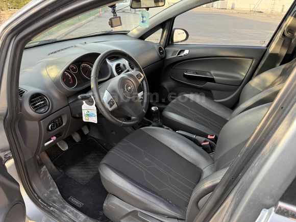 Opel Corsa 1.3 CDTI 95 HP Enjoy START&STOP 2012 Model  