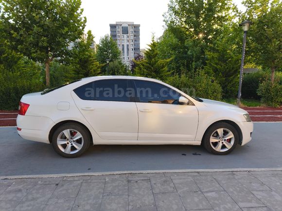 Dizel OTOMATİK vites 2013 Model Octavia