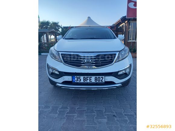Kia Sportage 2.0 CRDi 4x4 Plus 2013 Model otomatik vites park asistan cam tavan full