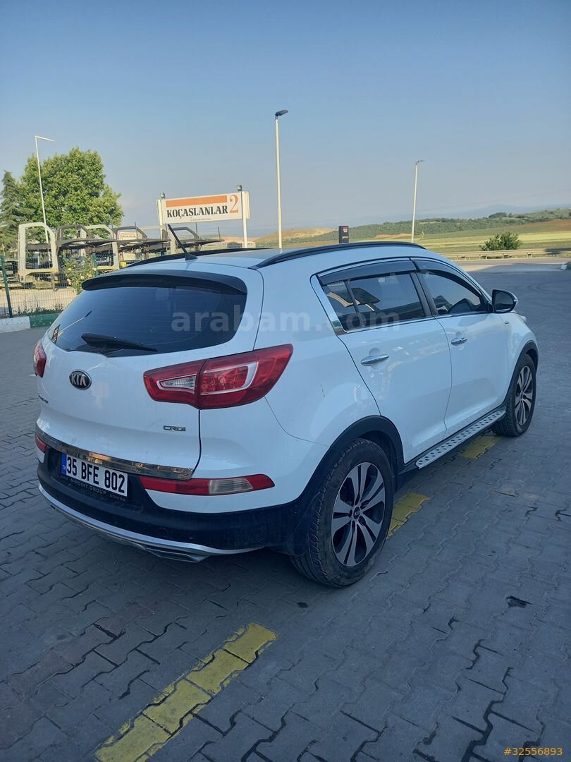 Kia Sportage 2.0 CRDi 4x4 Plus 2013 Model otomatik vites park asistan cam tavan full 3