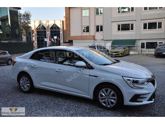 2021 RENAULT MEGANE (senetle taksitlendirme seçeneğimiz vardır)