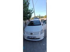 Sahibinden Toyota Auris 1.4 D-4D Comfort Extra 2011 Model