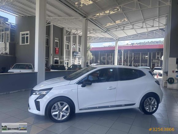 EMEK OTOMOTİVDEN HATASIZ CLİO 1.0 TCE EVOLUTİON GSR2 ŞERİT TAKİP