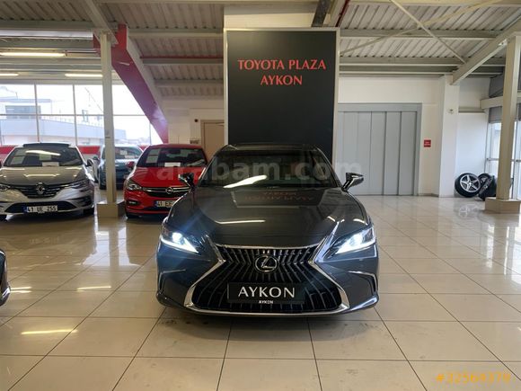 2023 LEXUS ES 300H BUSINESS PLUS