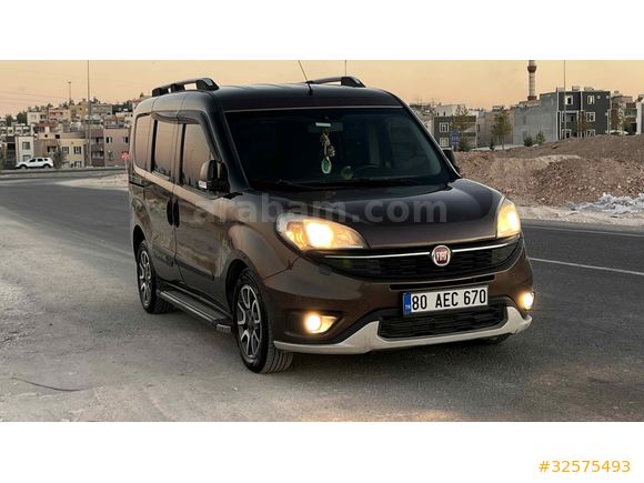 Doblo 155.000KM Combi Trekking 2015 