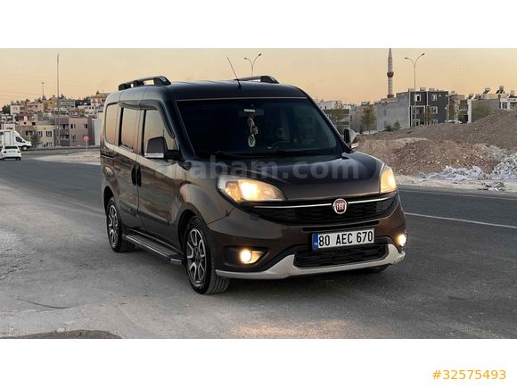 Doblo 155.000KM Combi Trekking 2015 