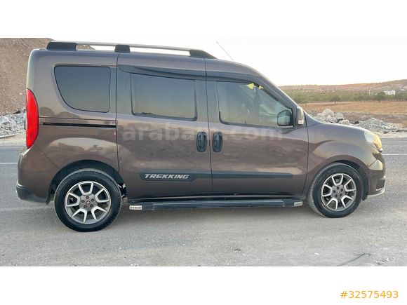 Doblo 155.000KM Combi Trekking 2015 