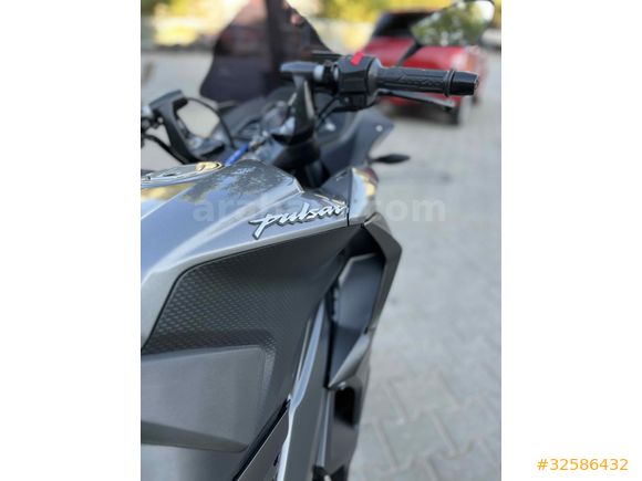 KREDİ KARTINA VADE FARKSIZ TAKSİT İLE Bajaj Pulsar 200 RS 