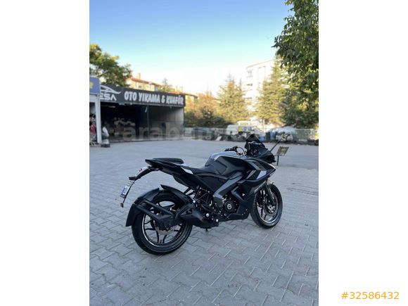 KREDİ KARTINA VADE FARKSIZ TAKSİT İLE Bajaj Pulsar 200 RS 