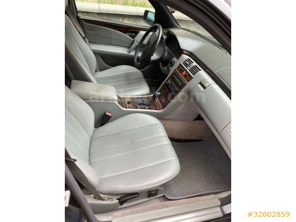 Memurdan Mercedes - Benz E 200 Avantgarde 1997 Model 